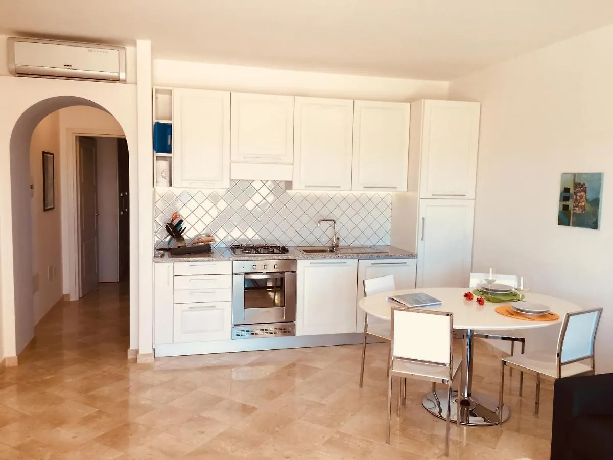 Splendid Seaview Apartment No 13 Porto Pozzo