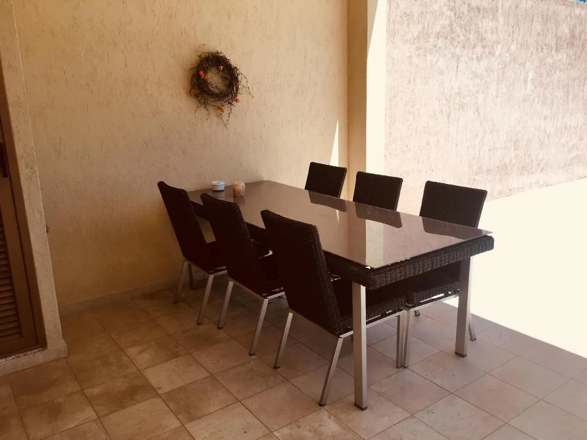 Splendid Seaview Apartment No 13 Porto Pozzo 0*,  Italia